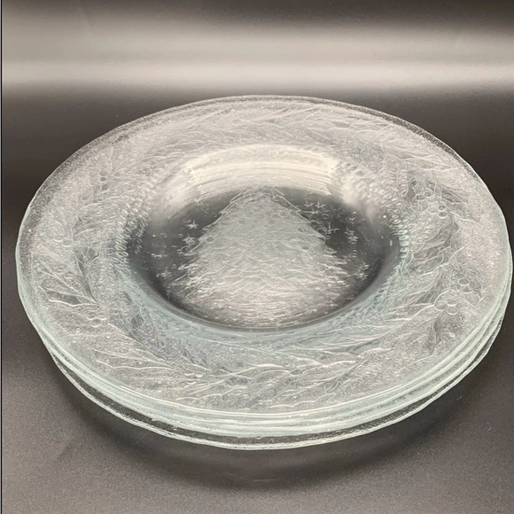 Arcoroc 5 Pcs. Holly Tree Christmas Design Dinner Plates 10.5” Clear Glass Vtg. - Picture 2 of 12